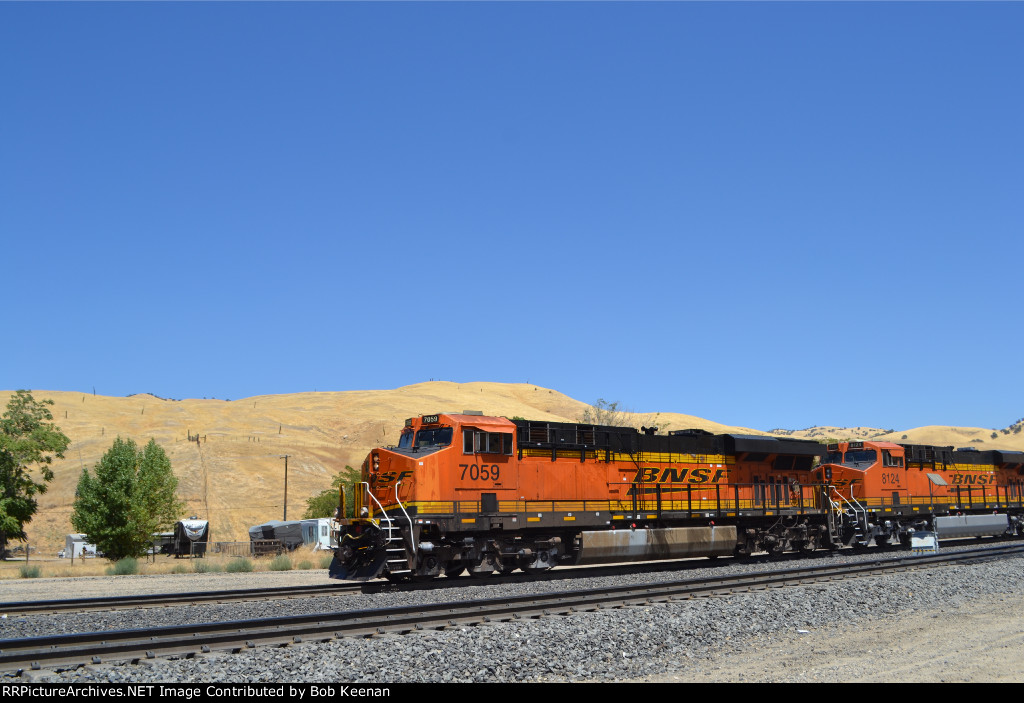 BNSF 7059